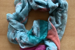 Blaues/Buntes Halstuch mit Sternen (Funddatum: 01.02.2020)